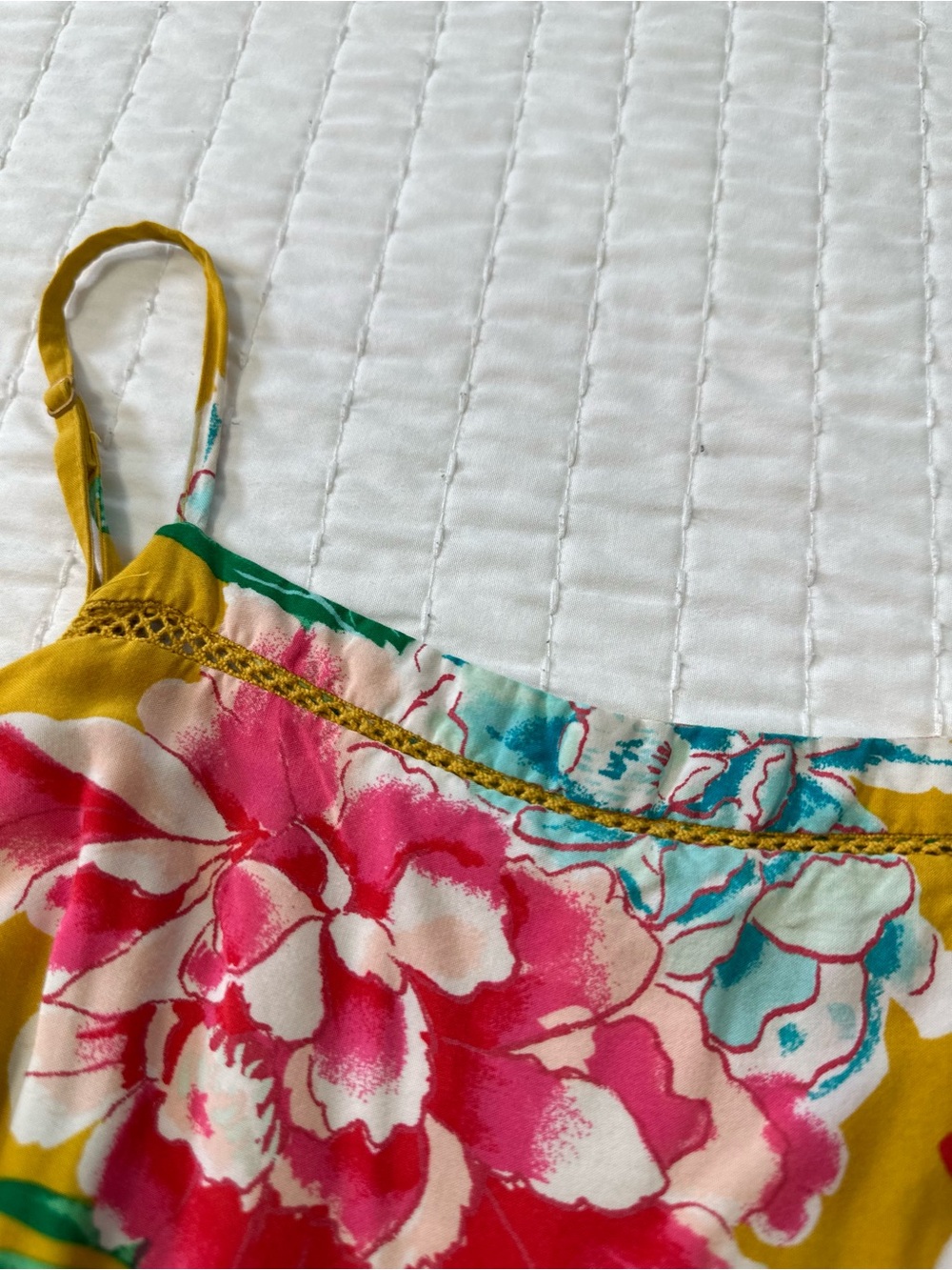 Old Navy Women’s M Viscose Blend Yellow Floral Fit-and-Flare Sundress Summer - Picture 12 of 13